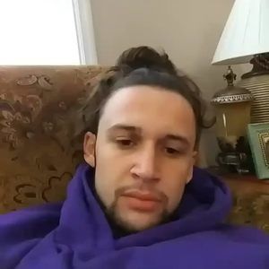 Meet your Posher, Dustin